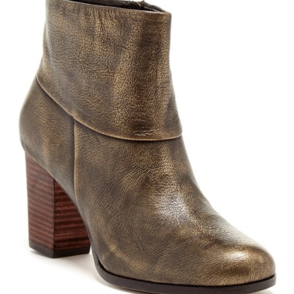 Cole Haan women‎ 10B Cassidy bootie black metallic brush off winter wear heeled